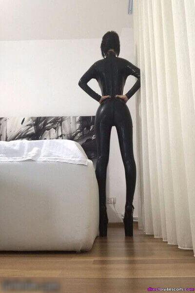 Sweet and Sexy Party Girl Just Call us – 07387916905