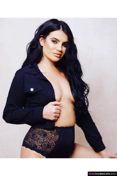 Brooke English young Vip High-class escort