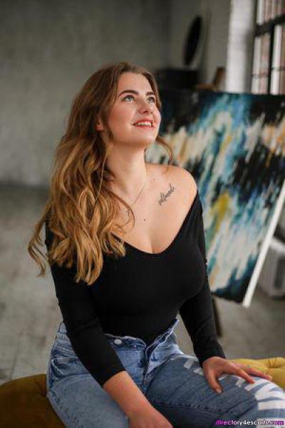 This super busty Russian loves to flaunt her unbelievable rack!