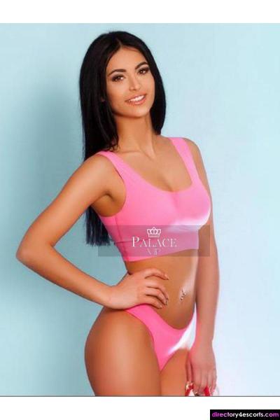 Aletta - A gorgeous Eastern European based in Marble Arch.