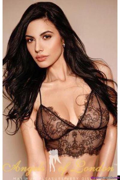 She’s a horny South Kensington escort with one hell of a body!