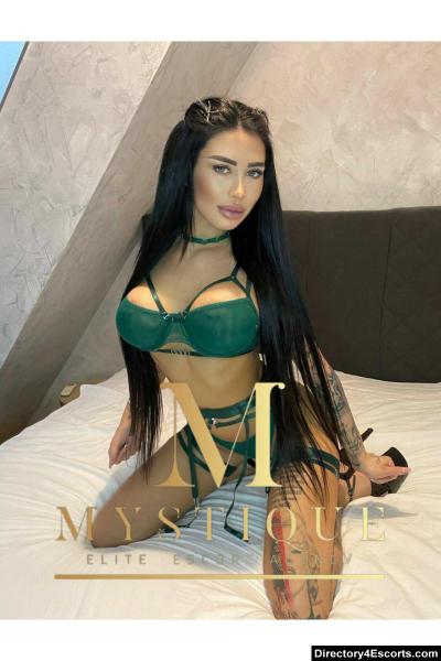 RENATA MYSTIQUE ESCORTS