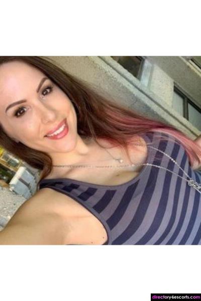 Hi guys am available for hook service