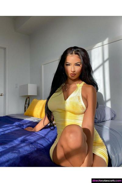 I’m available for hookup now 