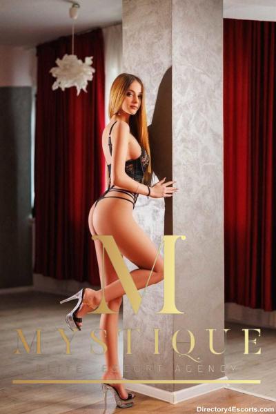 Kira Mystique Escorts