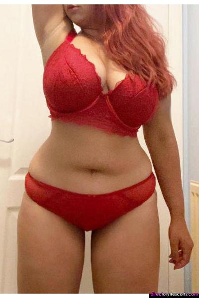 Layla high-class young Indian escort