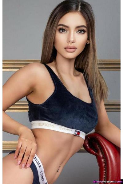 Alexea: European London Escort in Kensington