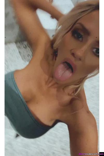 I'm available for erotic and reliable hookup service both incall and outcall