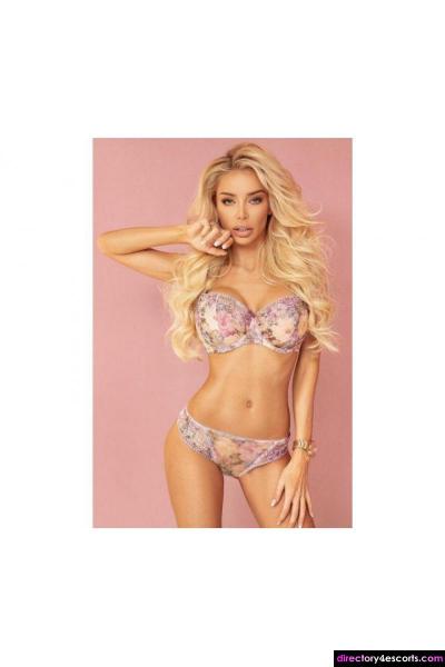 Alexandra OUTCALL only!!!! 07477395915