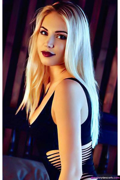 Kvarta: Russian London Escort in Earls Court