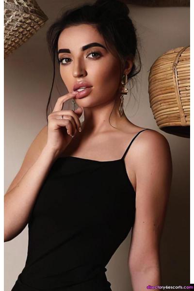 Saida: Russian London Escort in Earls Court
