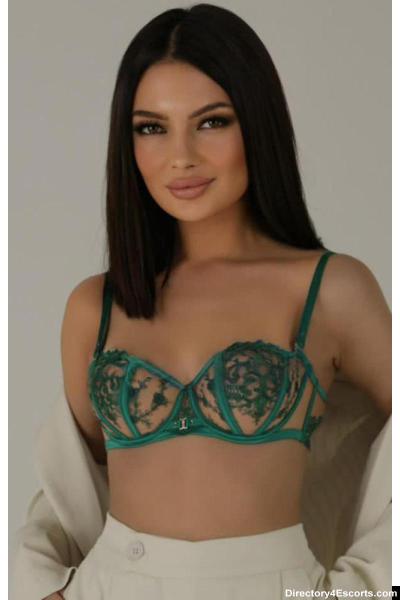 Ira: European London Escort in Earls Court