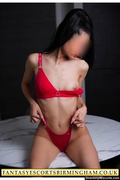 Amber Hot Escort in Birmingham