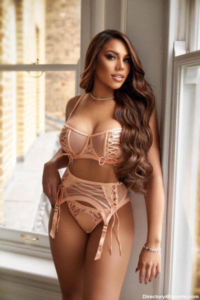 Randama - Brazilian London Escort