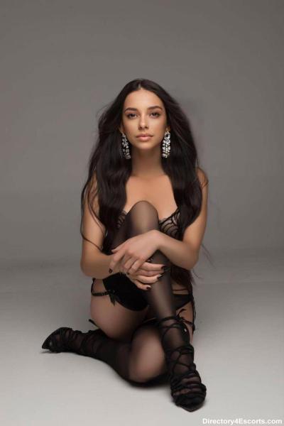 Malky - Brazilian London Escort