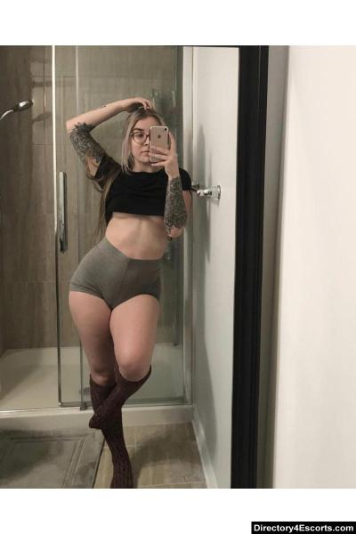 Hookup for sex service available