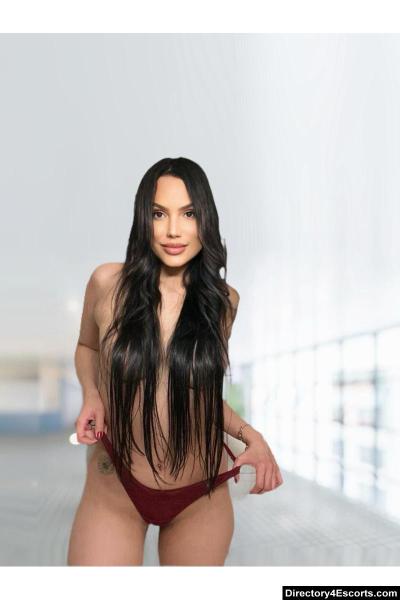 Garnet - Brazilian London Escort