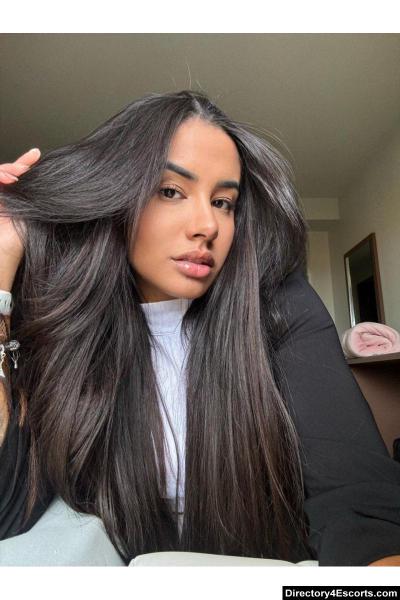 Zabava - Brazilian London Escort - 6