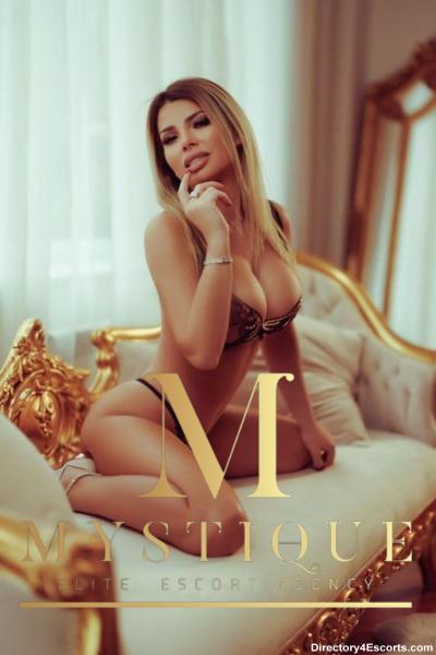 Adelle London Escort Mystique