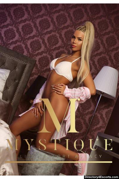 TIFFANY LONDON ESSEX ESCORT