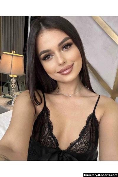 Alessia - London Escort