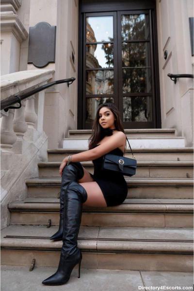 Junsy - Brazilian London Escort