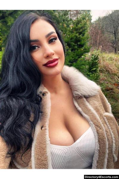 Coconut - Russian London Escort