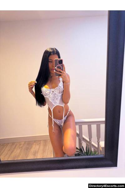 Kumquat - Brazilian London Escort