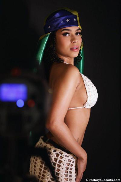 Merit - London Escort