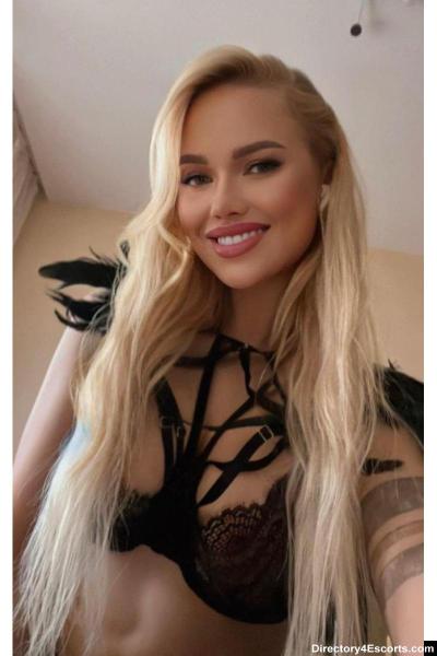 Adriana - London Escort - 4