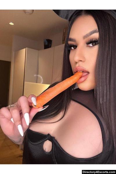 Zolten - London Escort