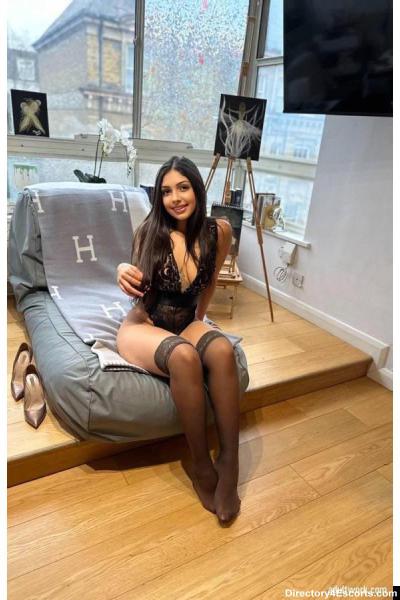 Orella - London Escort