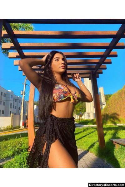 London Escort - Zaura