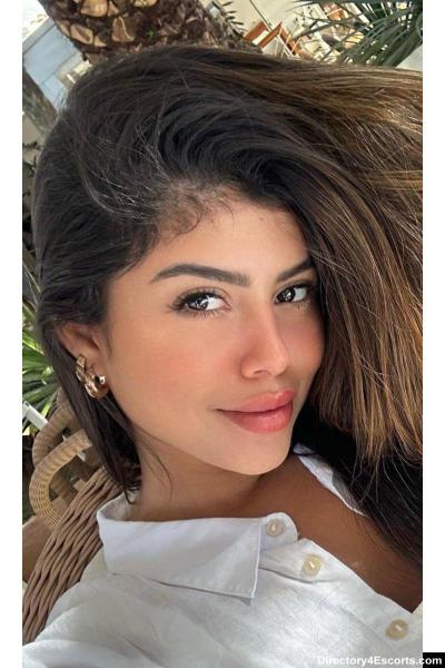 Spark - London Escort