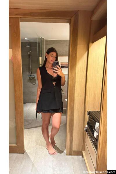 London Escort - Fallyn