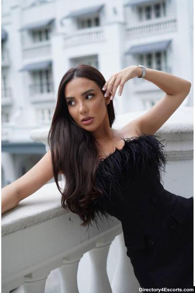 London Escort Denella